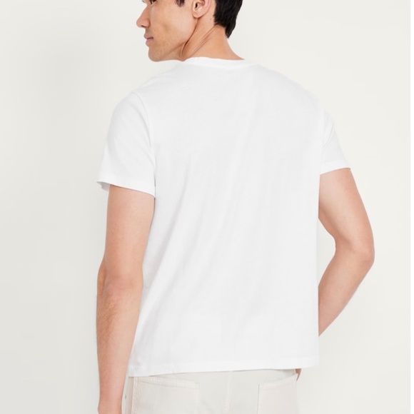 (1) NWT Mens L Old Navy Solid Classic White Crew-Neck T-Shirt - Picture 2 of 7